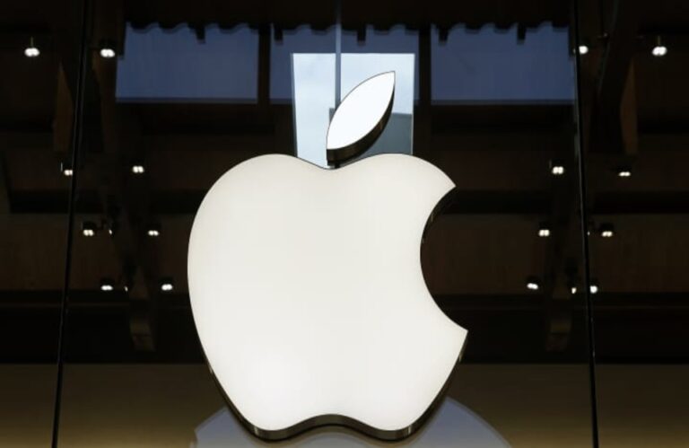 Apple Delivers Exceptional Q3 2025 Results